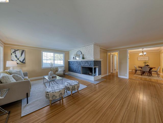 1134 Lovell Ct, Concord, CA 94520