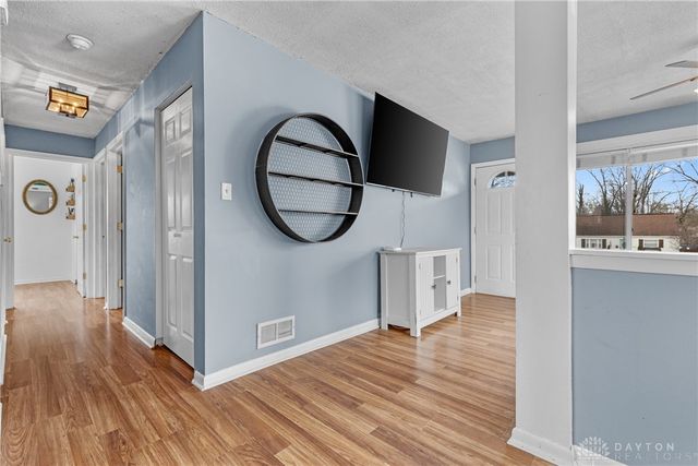 8608 Dundalk Court, Deer Park, OH 45236