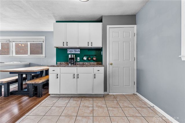 8608 Dundalk Court, Deer Park, OH 45236