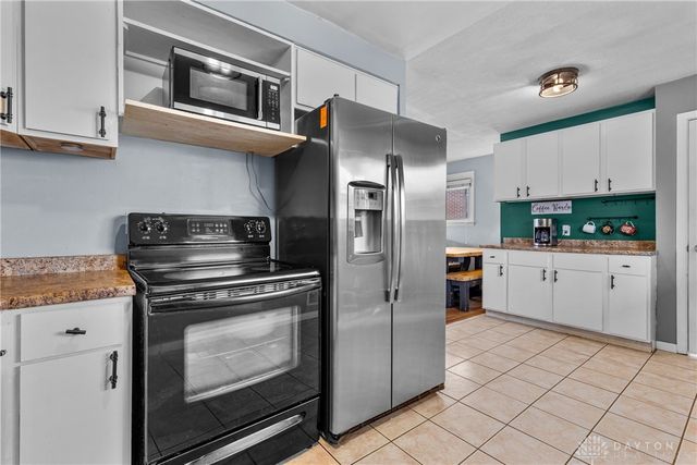 8608 Dundalk Court, Deer Park, OH 45236