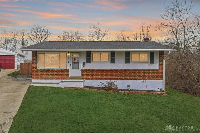 8608 Dundalk Court, Deer Park, OH 45236