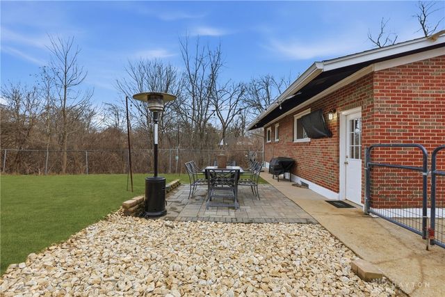 8608 Dundalk Court, Deer Park, OH 45236