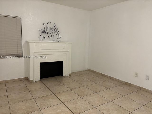 2059 SW 7th St 0, Miami, FL 33135