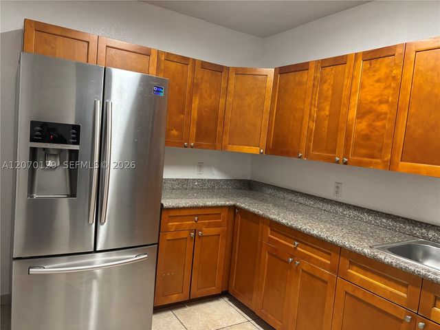 2059 SW 7th St 0, Miami, FL 33135