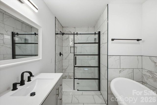 1413 Hateras Avenue, Charlotte, NC 28216