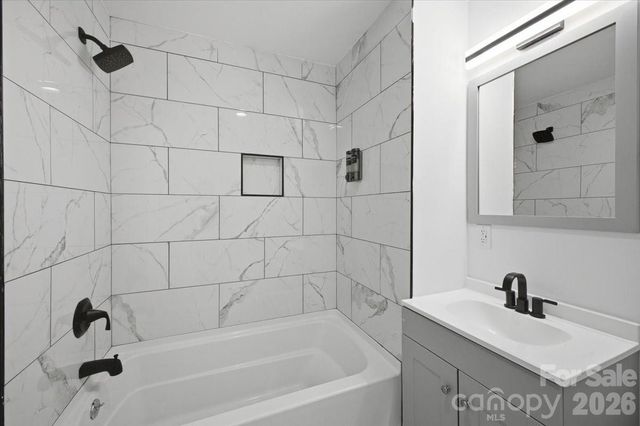 1413 Hateras Avenue, Charlotte, NC 28216