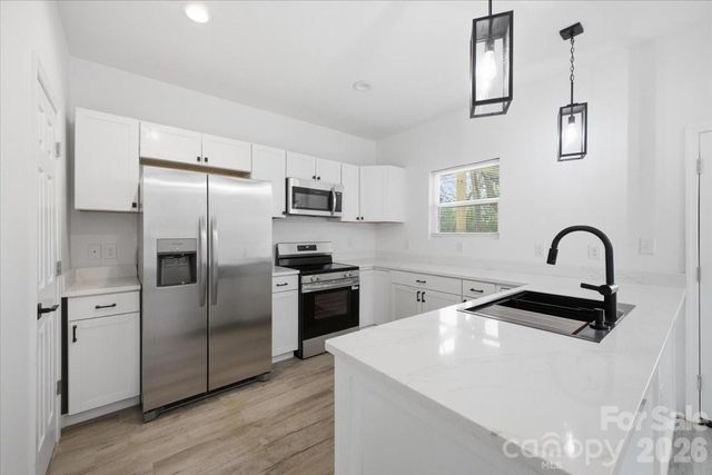 1413 Hateras Avenue, Charlotte, NC 28216