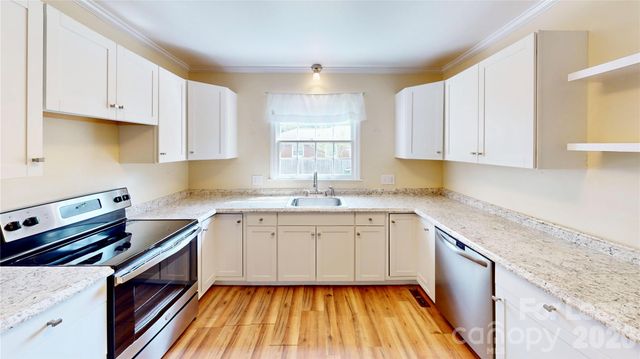 6821 View Way Drive, Charlotte, NC 28215