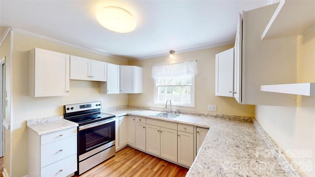 6821 View Way Drive, Charlotte, NC 28215