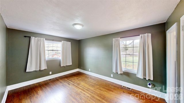 6821 View Way Drive, Charlotte, NC 28215