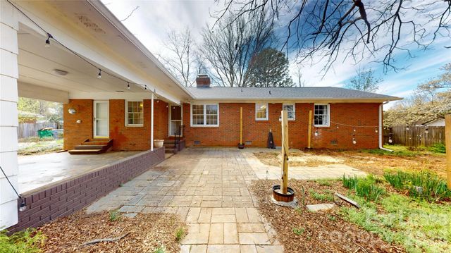 6821 View Way Drive, Charlotte, NC 28215