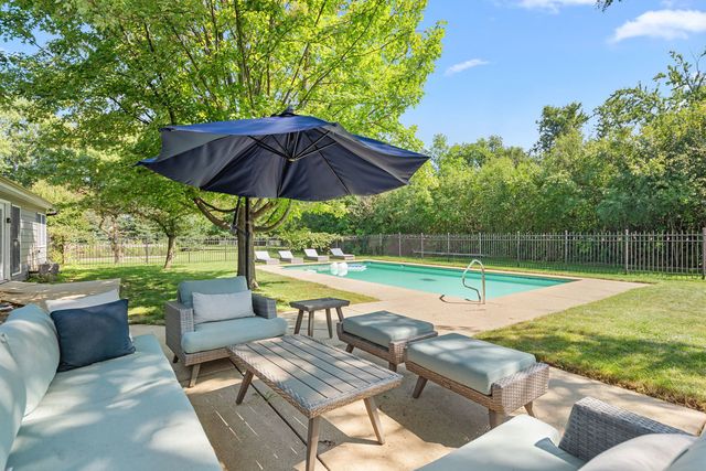 1195 Longmeadow Road, Northbrook, IL 60062