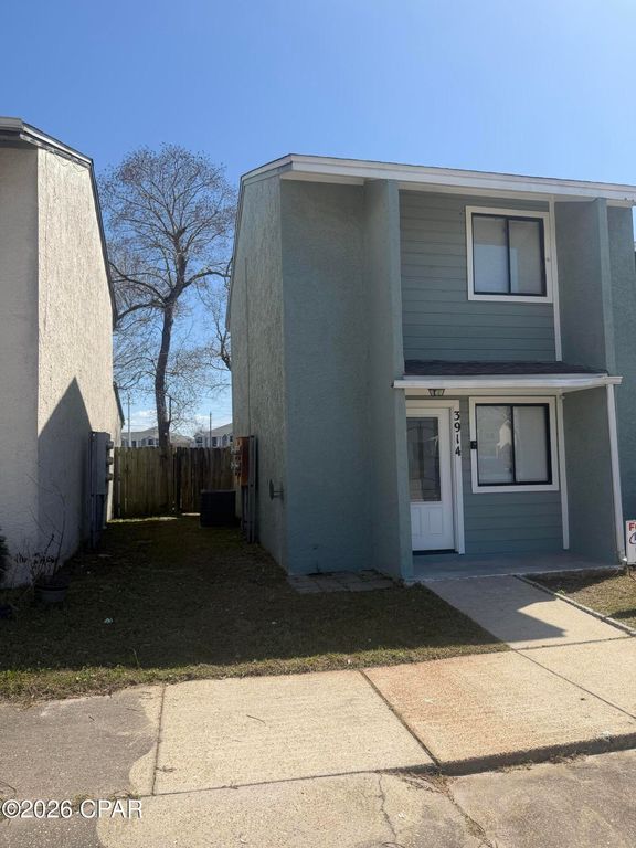 3914 Venetian Circle, Panama City, FL 32405