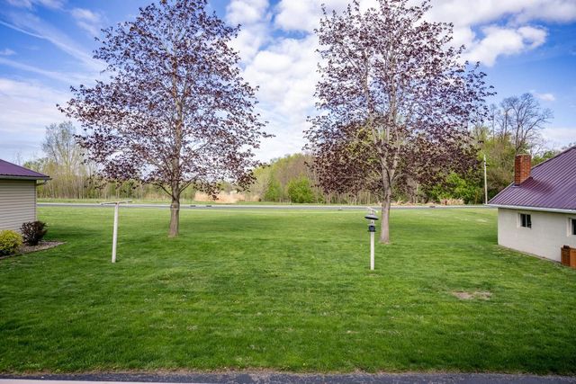 305 Arlington Avenue, Mauston, WI 53948