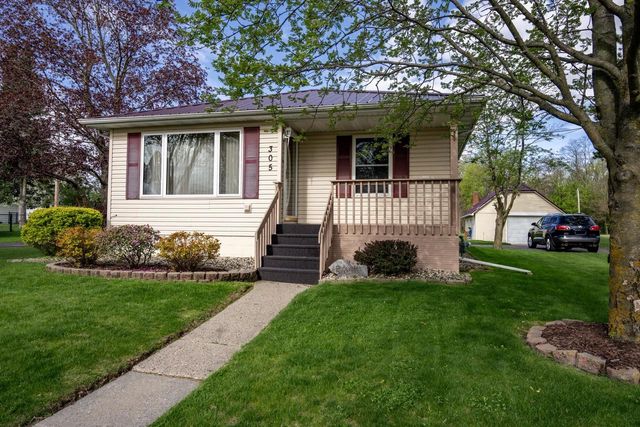 305 Arlington Avenue, Mauston, WI 53948