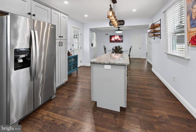 149 W GLOUCESTER PIKE, Barrington, NJ 08007