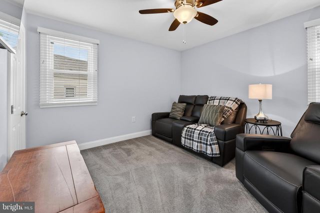 149 W GLOUCESTER PIKE, Barrington, NJ 08007