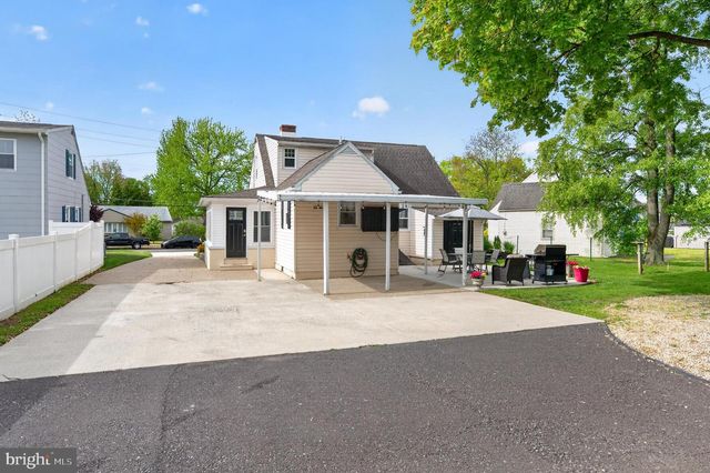 149 W GLOUCESTER PIKE, Barrington, NJ 08007
