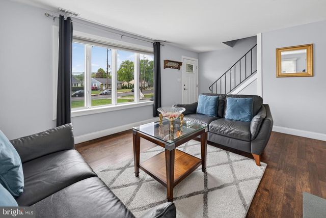 149 W GLOUCESTER PIKE, Barrington, NJ 08007