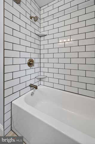 149 W GLOUCESTER PIKE, Barrington, NJ 08007
