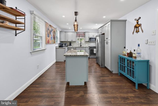 149 W GLOUCESTER PIKE, Barrington, NJ 08007