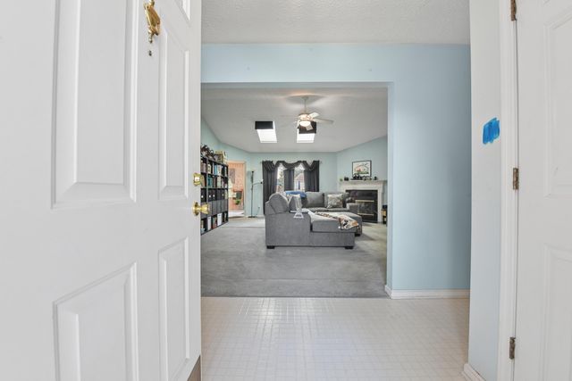 4203 Crispin Court, Grove City, OH 43123
