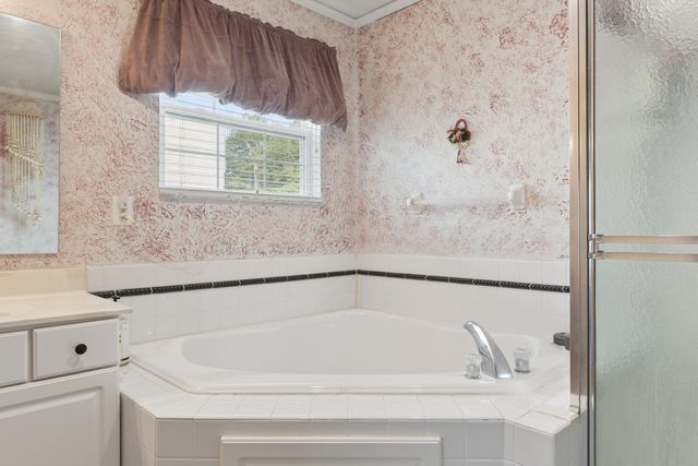 4203 Crispin Court, Grove City, OH 43123