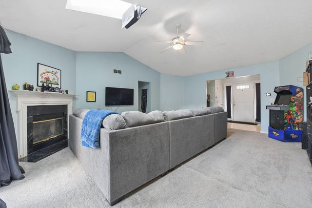 4203 Crispin Court, Grove City, OH 43123