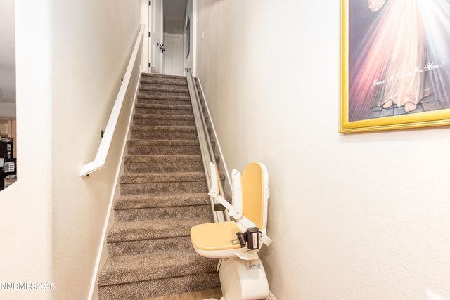 2092 Canterbury Lane, Carson City, NV 89703