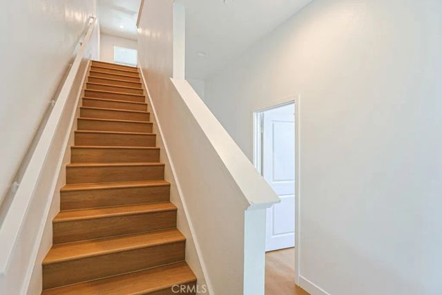 1410 N Harbor 1, Santa Ana, CA 92703