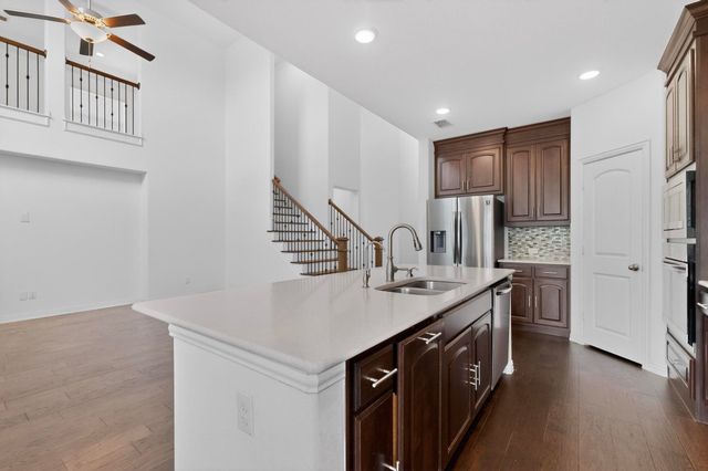 2249 English Ivy Road, Frisco, TX 75033