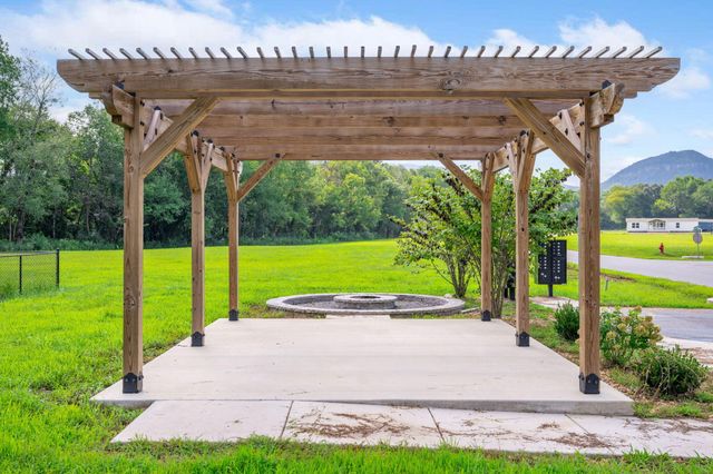 157 Bear Oak Drive, Dunlap, TN 37327