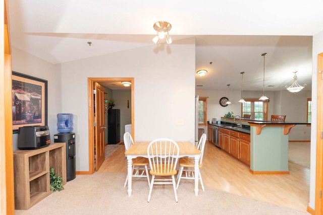W162S7013 Olive CIRCLE, Muskego, WI 53150