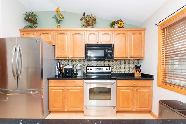 W162S7013 Olive CIRCLE, Muskego, WI 53150