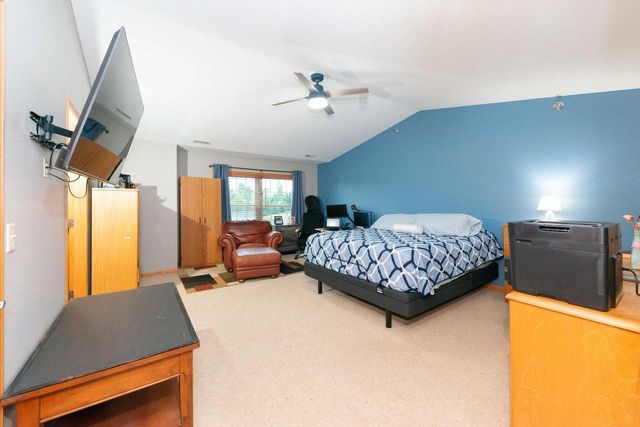 W162S7013 Olive CIRCLE, Muskego, WI 53150
