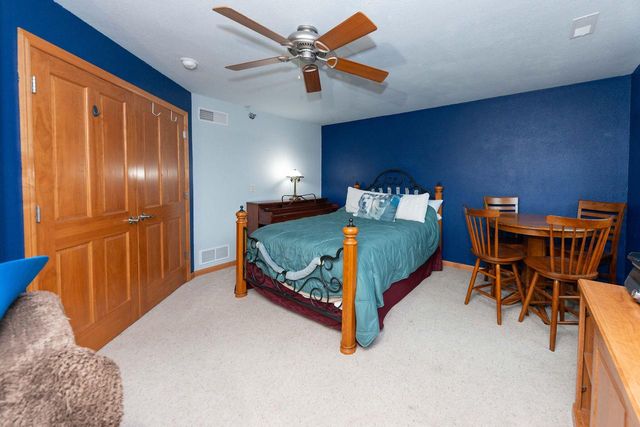 W162S7013 Olive CIRCLE, Muskego, WI 53150