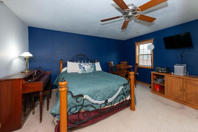 W162S7013 Olive CIRCLE, Muskego, WI 53150