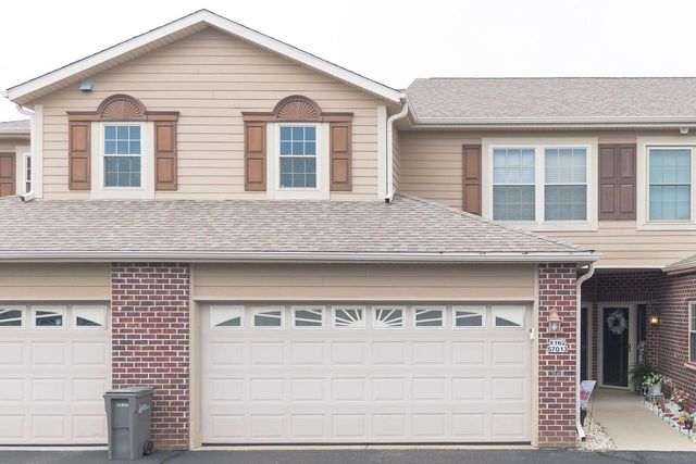 W162S7013 Olive CIRCLE, Muskego, WI 53150