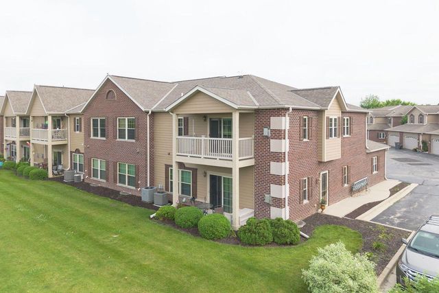 W162S7013 Olive CIRCLE, Muskego, WI 53150