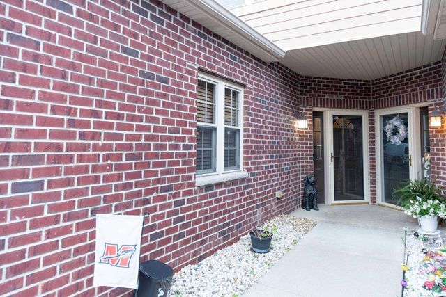 W162S7013 Olive CIRCLE, Muskego, WI 53150