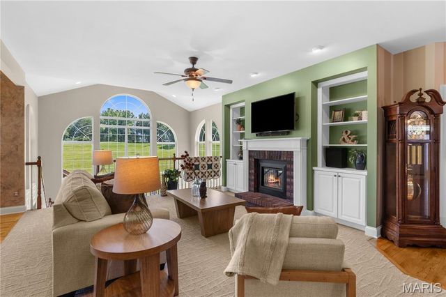 2438 Golden Bear Way 706A, Wentzville, MO 63385