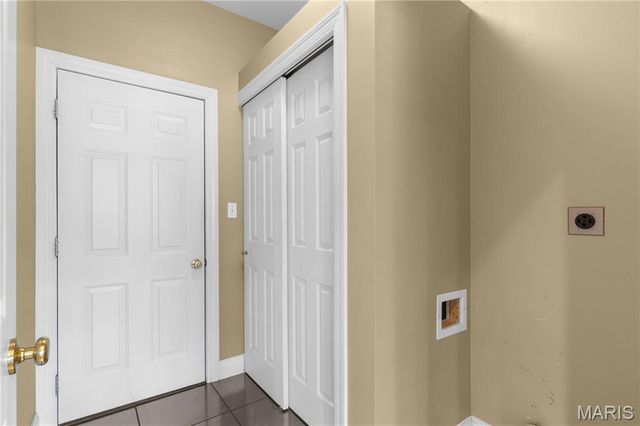 2438 Golden Bear Way 706A, Wentzville, MO 63385