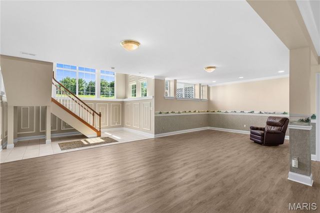 2438 Golden Bear Way 706A, Wentzville, MO 63385