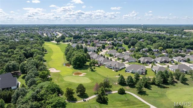 2438 Golden Bear Way 706A, Wentzville, MO 63385