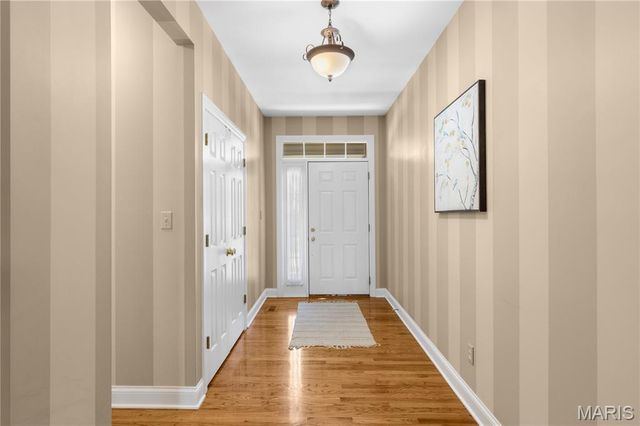 2438 Golden Bear Way 706A, Wentzville, MO 63385