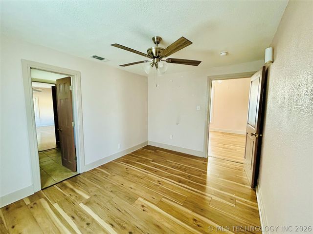 1705 E Broadway Street, Muskogee, OK 74403