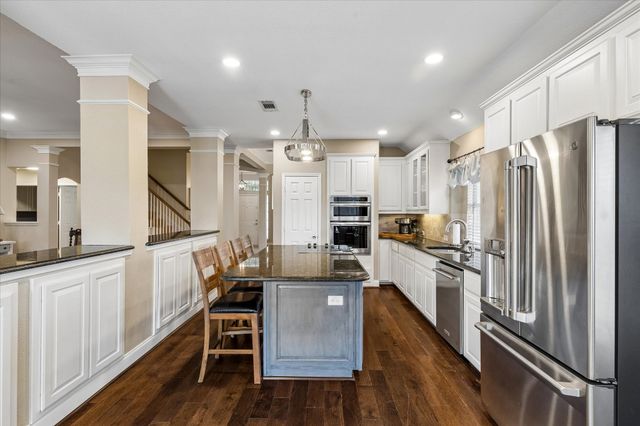 6701 Briarwood Drive, Fort Worth, TX 76132