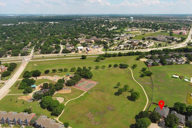 6701 Briarwood Drive, Fort Worth, TX 76132