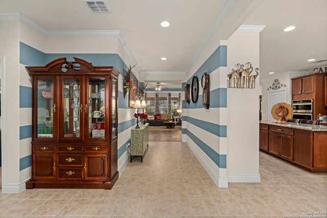 12813 Hollowing Lake, San Antonio, TX 78253