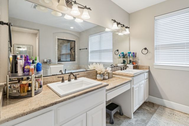 329 Hitch Wagon Drive, Mckinney, TX 75071